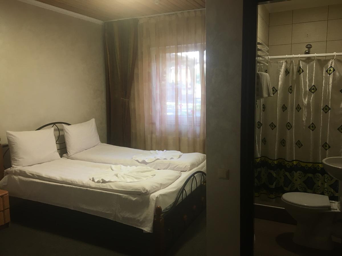 Dikii Med Hotel Geletintsy Eksteriør billede